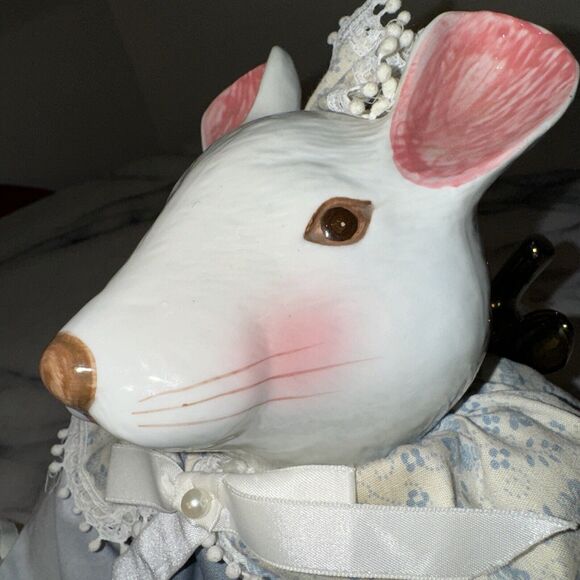 New Vintage Porcelain Mouse Doll 20" Victorian Dress Country Farmhouse Nursery - Picture 13 of 16